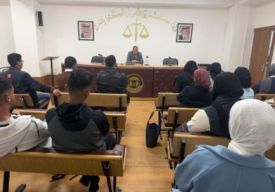 عميد كلية الحقوق الدكتور مؤيد الخوالدة يعقد لقاء مع الطلبة المستجدين